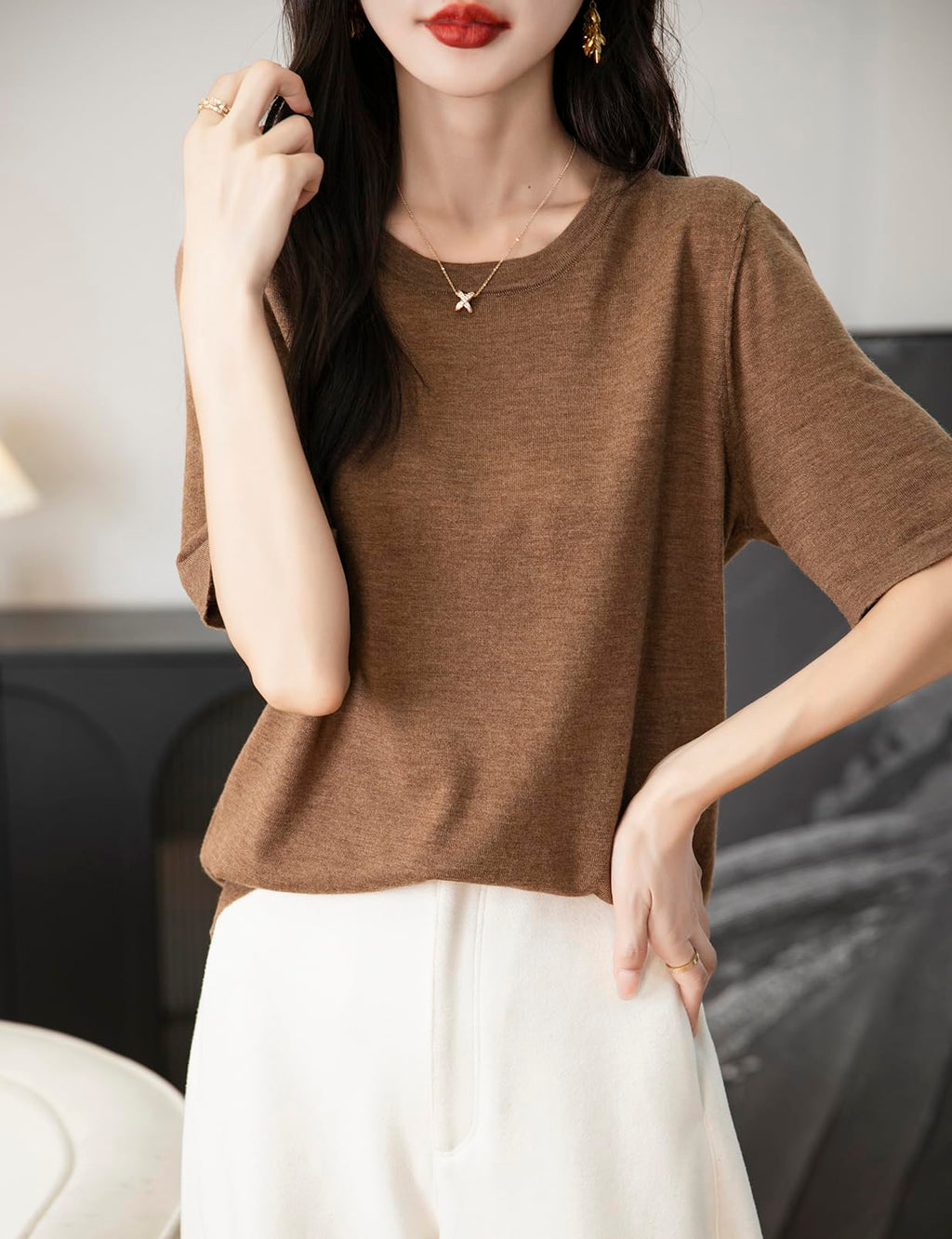 100% Merino Wool Crewneck Travel Tee Sweater