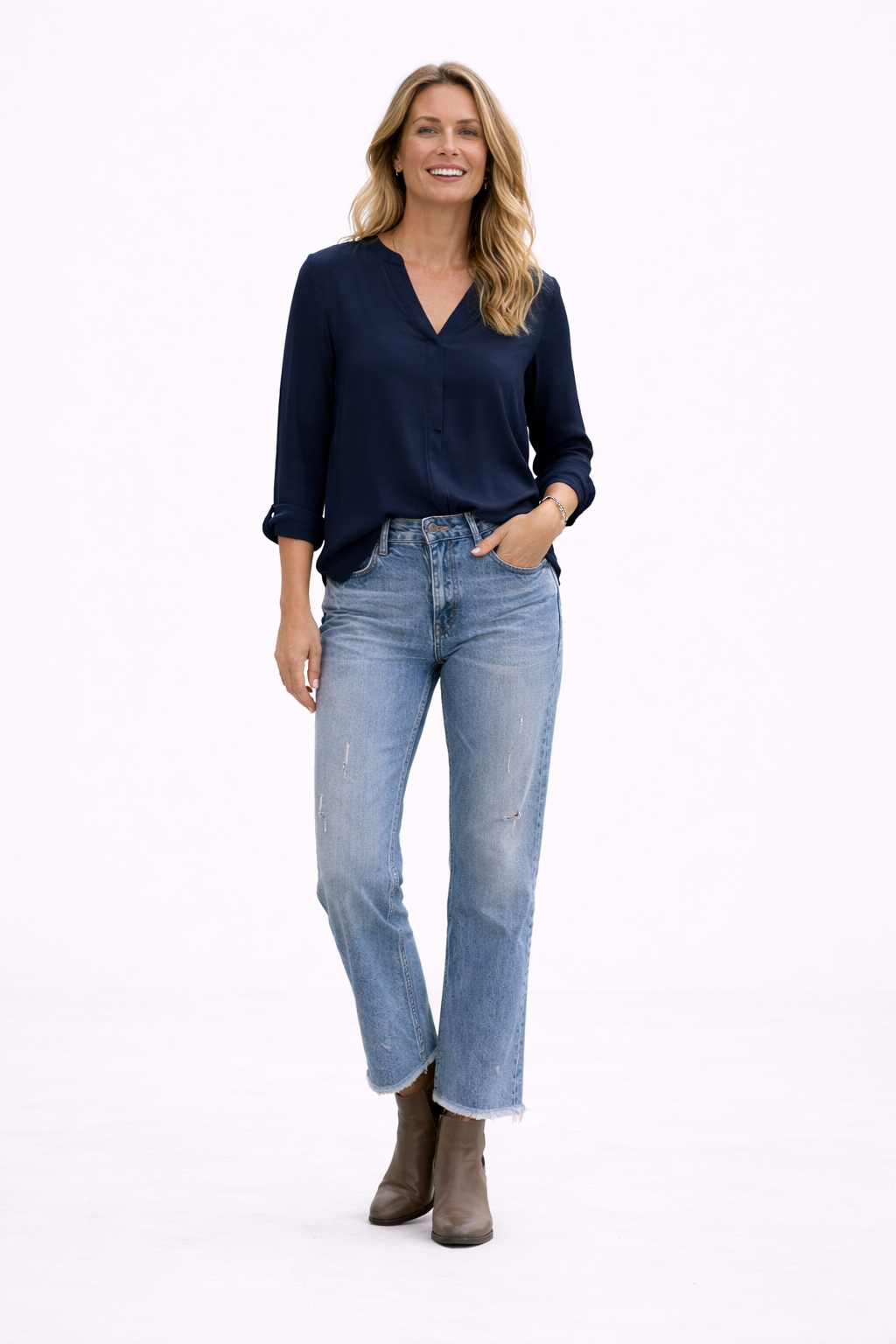 Claire – Classic Straight Jeans
